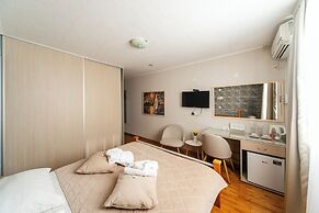 F Apartmani Kragujevac - Luxuary Business Suites