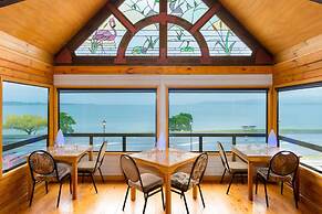 Lakefront Lodge Taupo