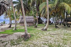 San Blas Paradise Private Cabins on Shipwreck Island - meals included
