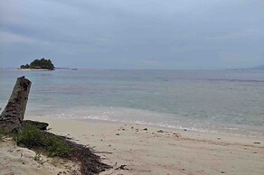 San Blas Paradise Private Cabins on Shipwreck Island - meals included