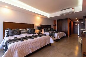 The Paramar Beachfront Boutique Hotel - Downtown Malecon
