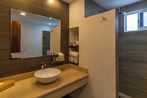 The Paramar Beachfront Boutique Hotel - Downtown Malecon
