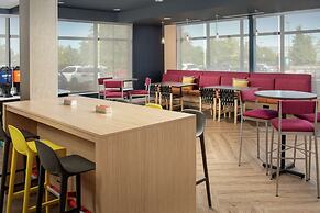 Tru by Hilton Denver Airport Tower Road