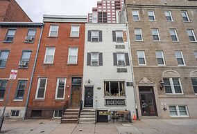 City Center!!! - Gorgeous Apartment With Deck