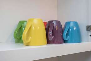 City Center!!! - Gorgeous Apartment With Deck