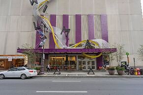 City Center!!! - Gorgeous Apartment With Deck