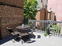 City Center!!! - Gorgeous Apartment With Deck