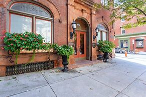Rittenhouse GEM - Elevator, Gym, Location
