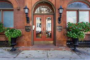 Rittenhouse GEM - Elevator, Gym, Location