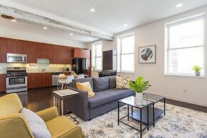 Beautiful Condo in the Center of it All