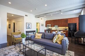 Beautiful Condo in the Center of it All