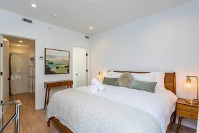 Steps From Jefferson - New Boutique Building - Center City
