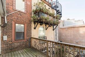 The Royal Studio - Philly's Finest - With Deck