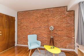 The Royal Studio - Philly's Finest - With Deck