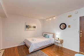 The Royal Studio - Philly's Finest - With Deck