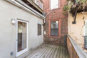 The Royal Studio - Philly's Finest - With Deck