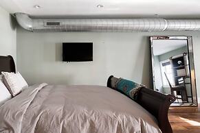 Million-dollar Celebrity Mansion in Old City