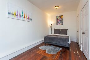 Expansive Loft Located in the Heart of Old City