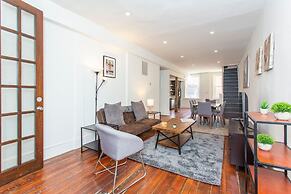 Expansive Loft Located in the Heart of Old City