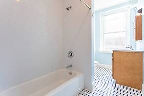 Expansive Loft Located in the Heart of Old City