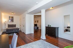 Expansive Loft Located in the Heart of Old City