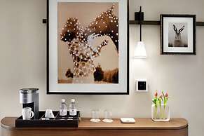 The Harpeth Franklin Downtown, Curio Collection by Hilton