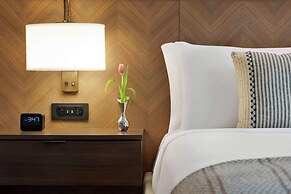 The Harpeth Franklin Downtown, Curio Collection by Hilton