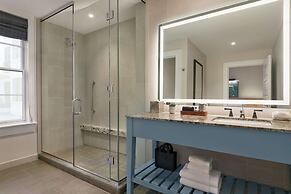 The Harpeth Franklin Downtown, Curio Collection by Hilton