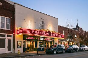 The Harpeth Franklin Downtown, Curio Collection by Hilton