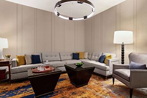 The Harpeth Franklin Downtown, Curio Collection by Hilton