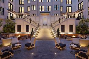 The Harpeth Franklin Downtown, Curio Collection by Hilton