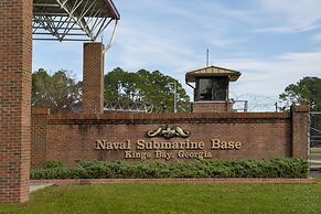 Holiday Inn Express & Suites Kingsland I-95-Naval Base Area by IHG