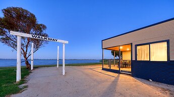 Lake Boga Caravan Park