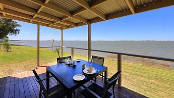 Lake Boga Caravan Park