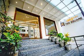 Hotel Ten Square