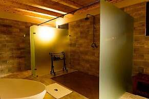 Callies Game Lodge Safaris