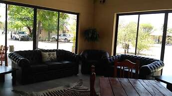 Callies Game Lodge Safaris