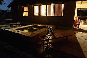 Callies Game Lodge Safaris
