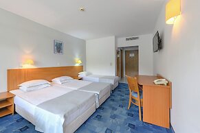 Madara Park Hotel