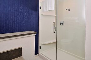 Fairfield Inn & Suites by Marriott Canton