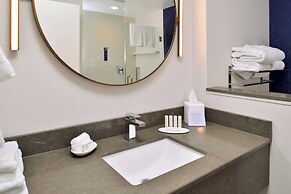 Fairfield Inn & Suites by Marriott Canton