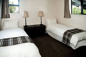 Pembroke Accommodation