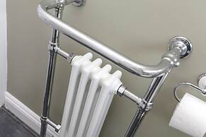 Astley 3 bedroom house