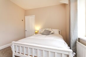 Astley 3 bedroom house