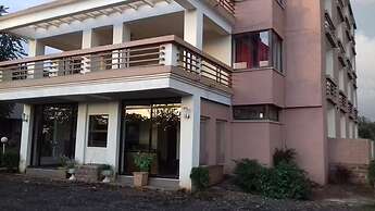 Treat House Resort