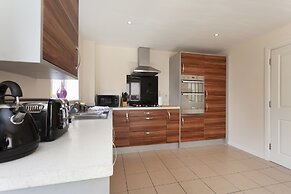 Hamber 4 bedroom house