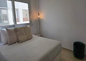 Phaedrus Living: Central Luxury Flat Esperidon 201