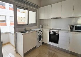 Phaedrus Living: Central Luxury Flat Esperidon 201