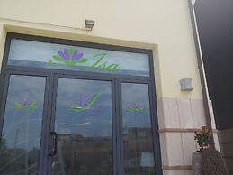 Isa Fiumicino Airport Residence