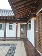 Hwarangroo